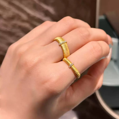 Brushed Glow Line Ring
