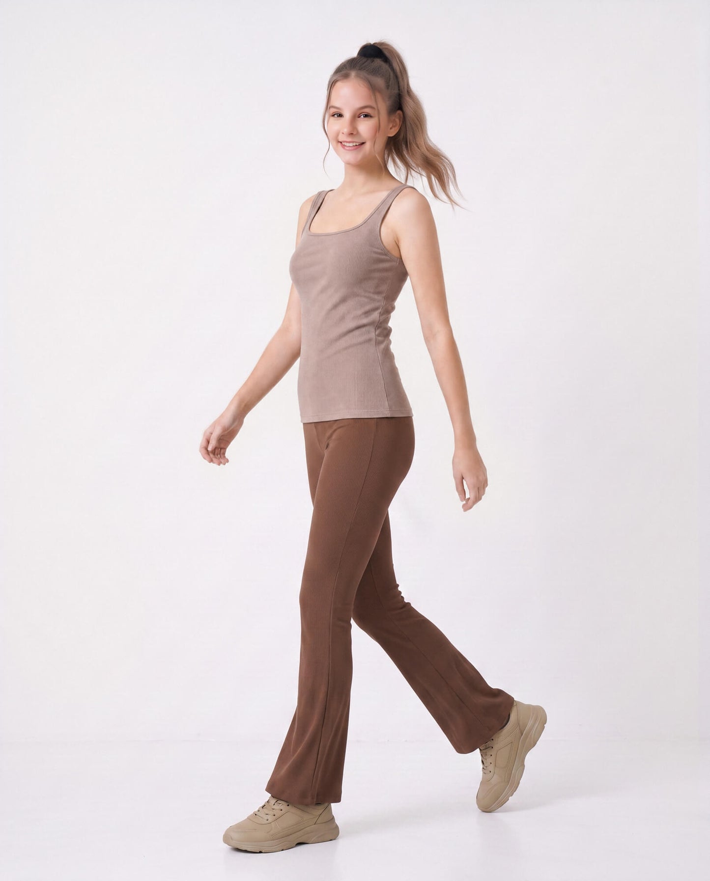 Ribbed Square Neck Built-In Bra Tank Top