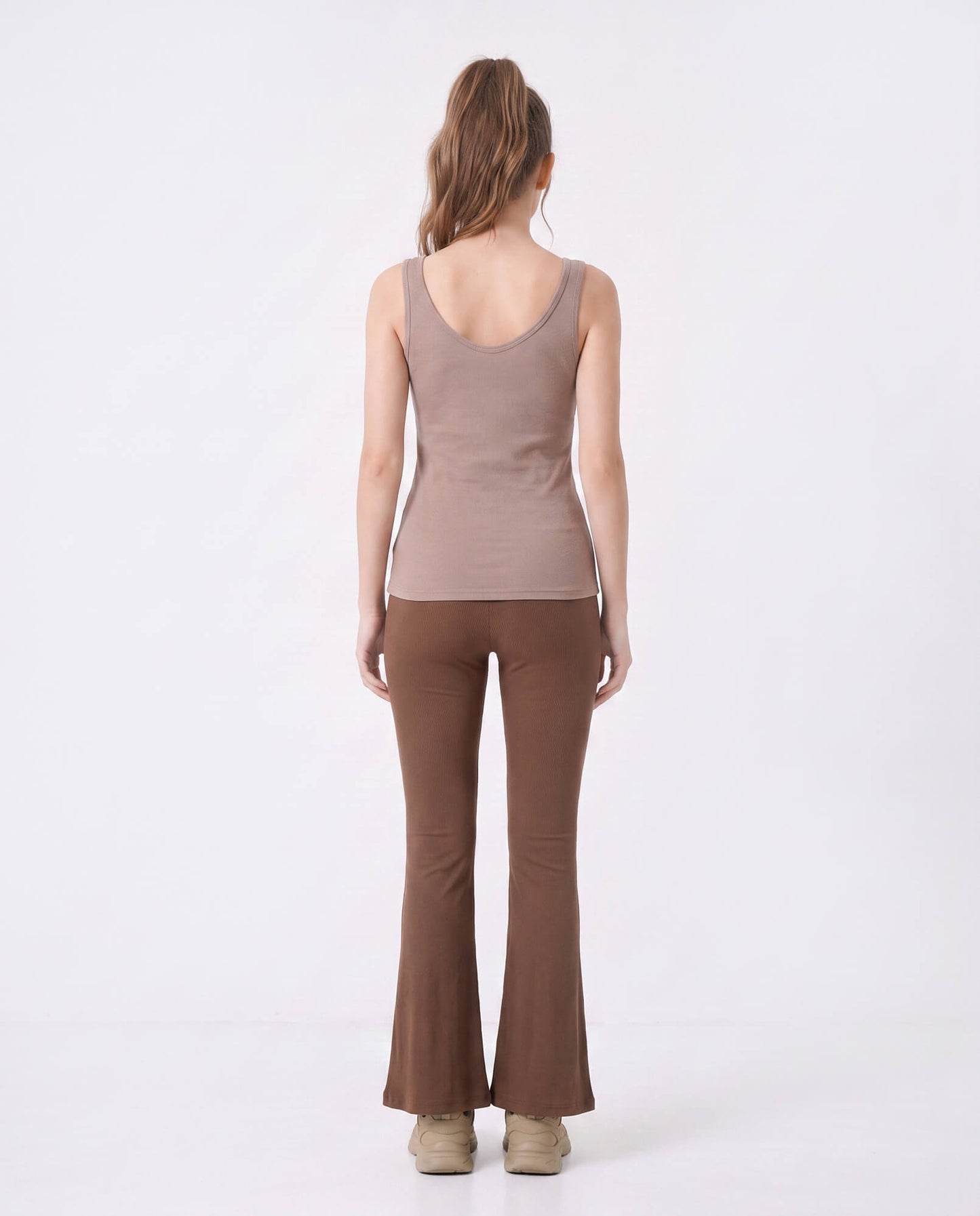 Ribbed Square Neck Built-In Bra Tank Top