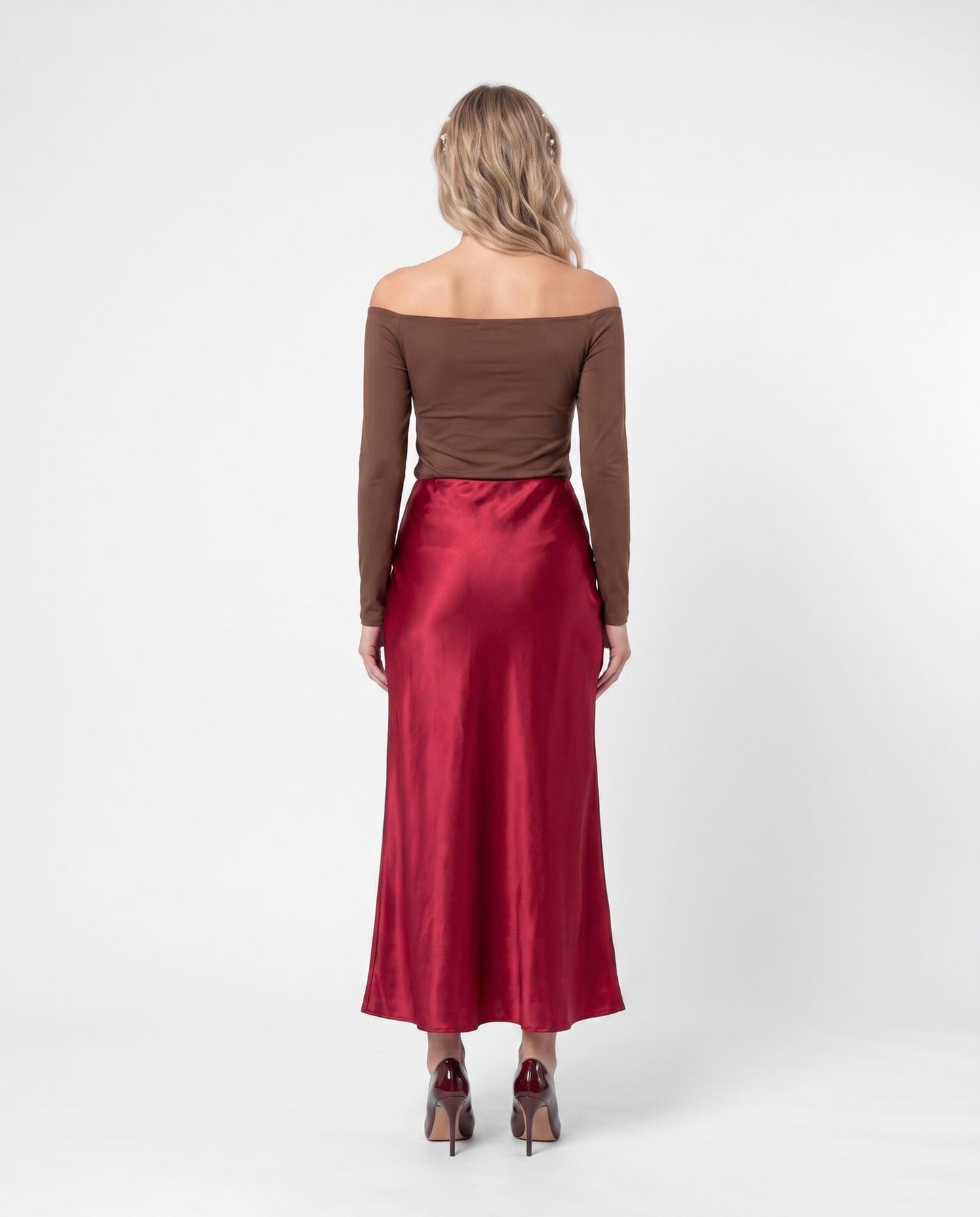 Off-Shoulder Long Sleeve Fitted Top