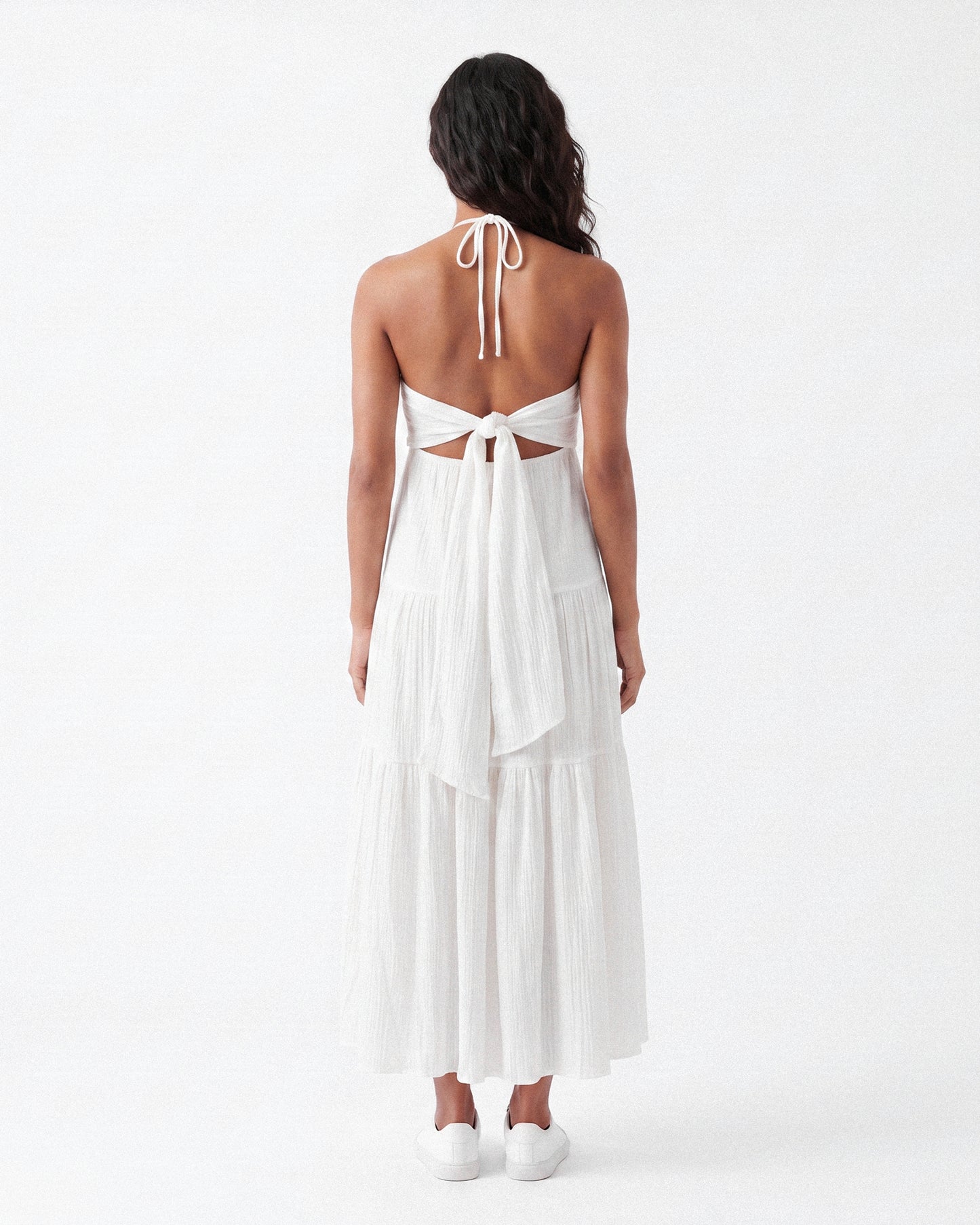 Effortless Halter Tie-Neck Maxi Dress