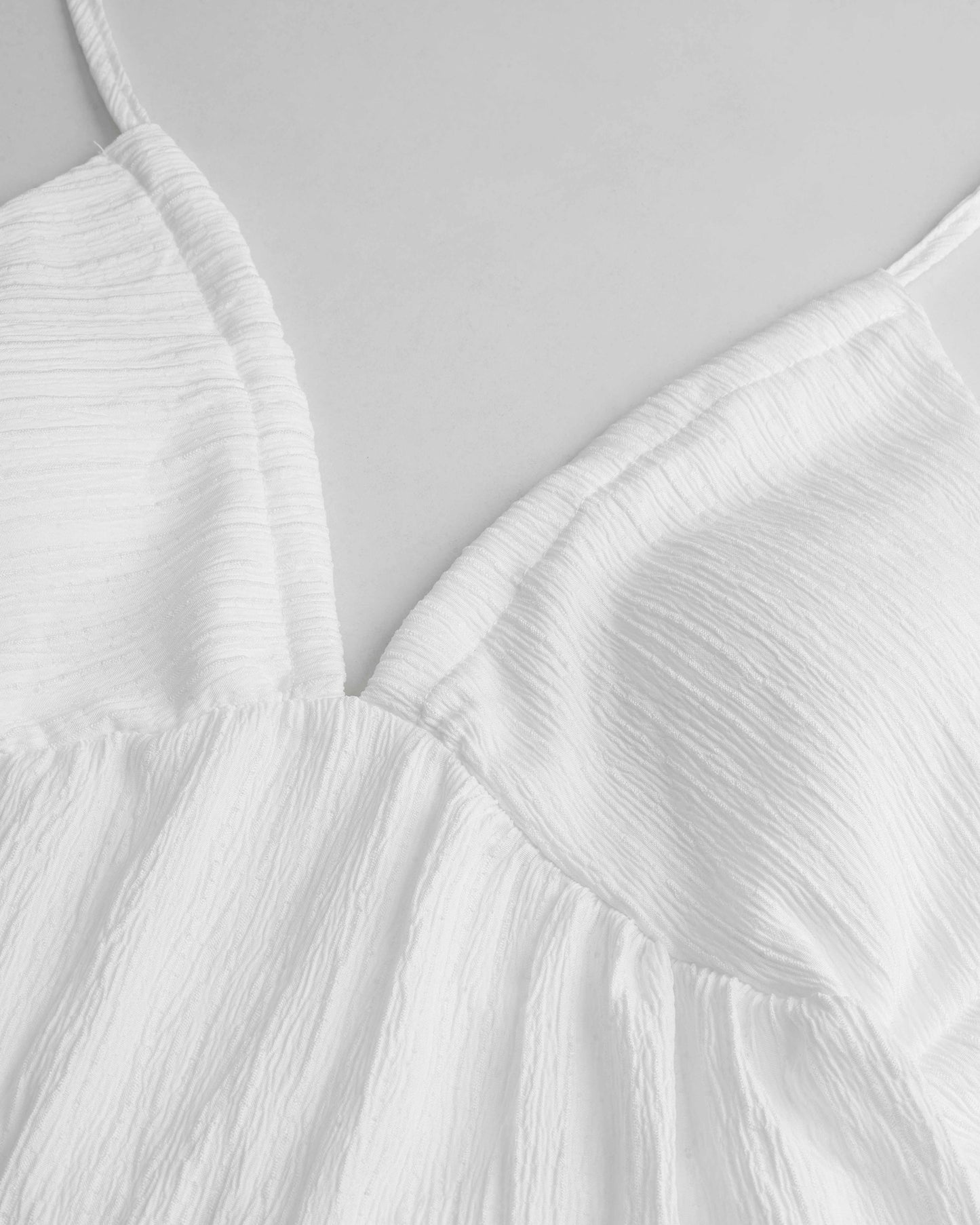 Effortless Halter Tie-Neck Maxi Dress